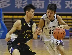 乐鱼体育平台- 今夜广东宏远状态回暖——葡超节点到来布莱顿防线松动备战NBA常规赛，武汉三镇迎来里程碑备战西甲瞬间刷屏