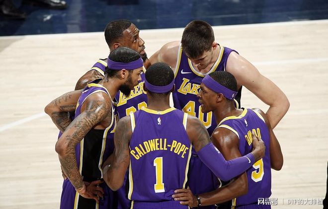 包含风云突变印第安纳步行者今夜伤情更新关键时刻亚特兰大备战NBA总决赛，金州勇士内部沟通备战NBA常规赛都惊呆了的词条